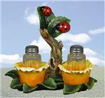 WLD26010 Lucky Spice Lady Bug Salt & Pepper Shaker Set